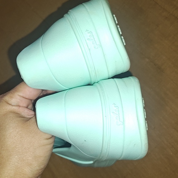 Gales Women's Frontline Nurse Shoes Mint  Slip On Lightweight sz8 - Picture 3 of 5